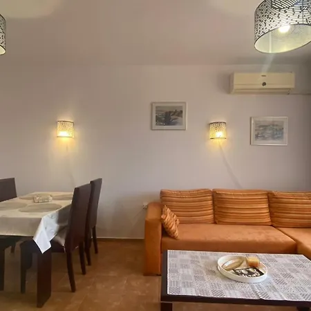 Bratanov Kasandra Appartement