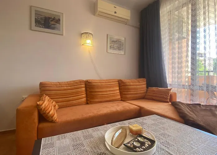 Bratanov Kasandra Appartamento *